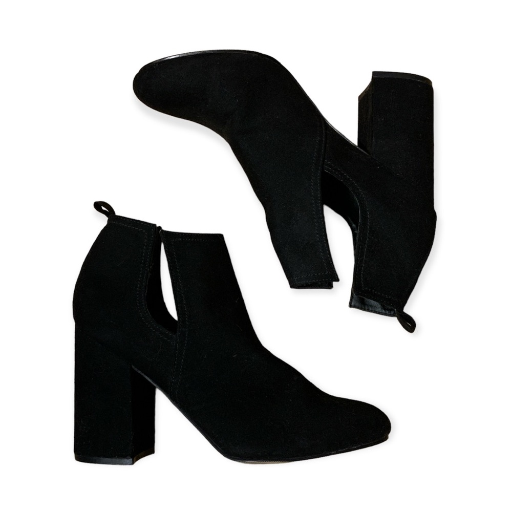 💗 Moving Sale 💗 Steve Madden Black Heeled Booties
